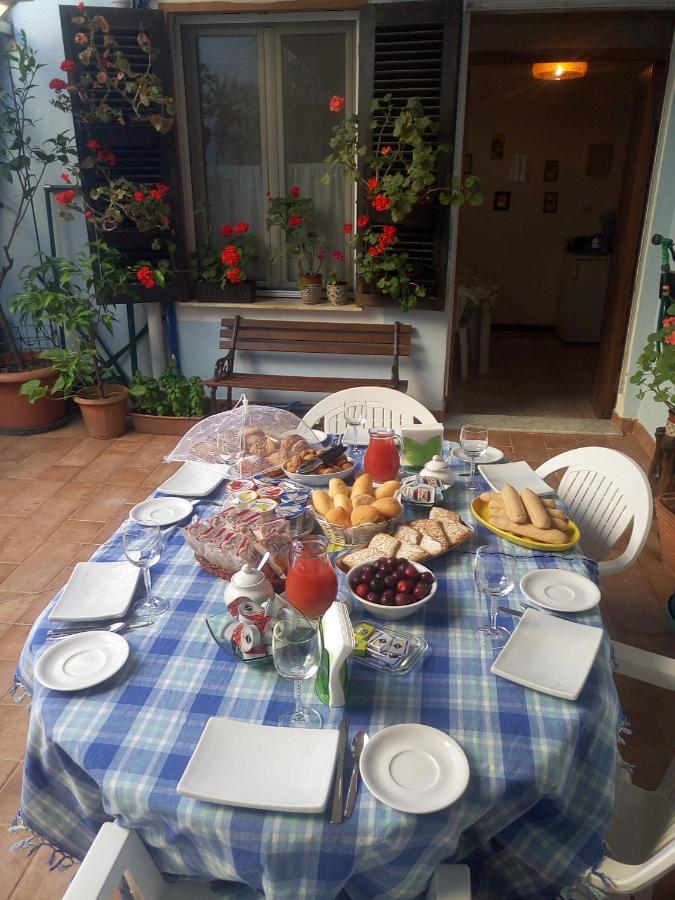 I Tre Scalini Bed & Breakfast Stintino Dış mekan fotoğraf