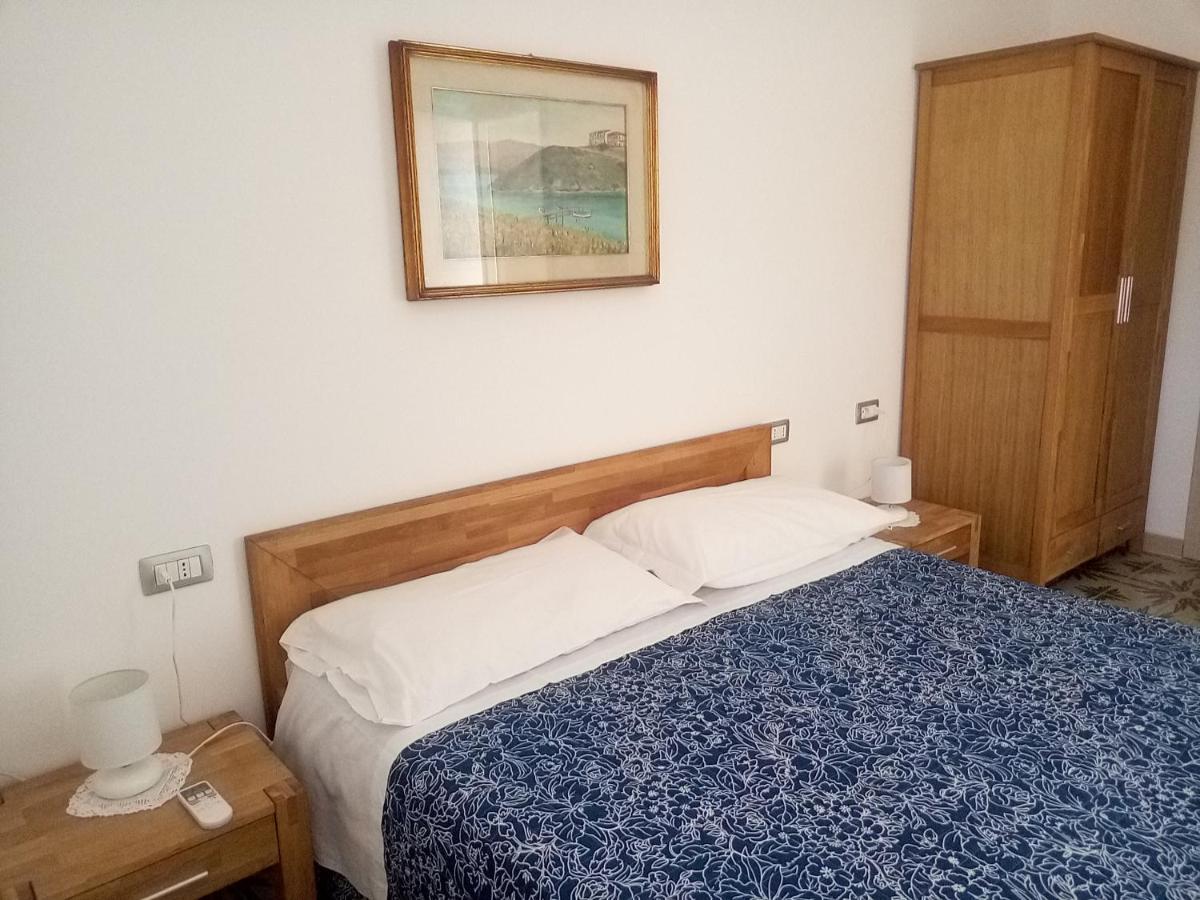 I Tre Scalini Bed & Breakfast Stintino Dış mekan fotoğraf